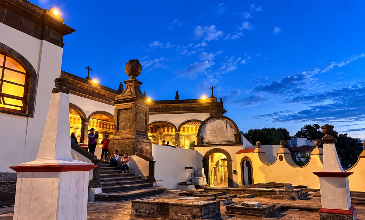 Museo de noche
